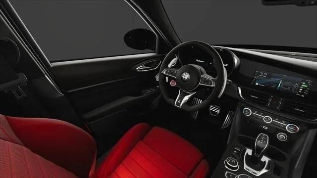2024 Alfa Romeo Giulia GIULIA QUADRIFOGLIO CARBON RWD
